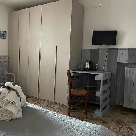 Dell'annunziata Bed & Breakfast *